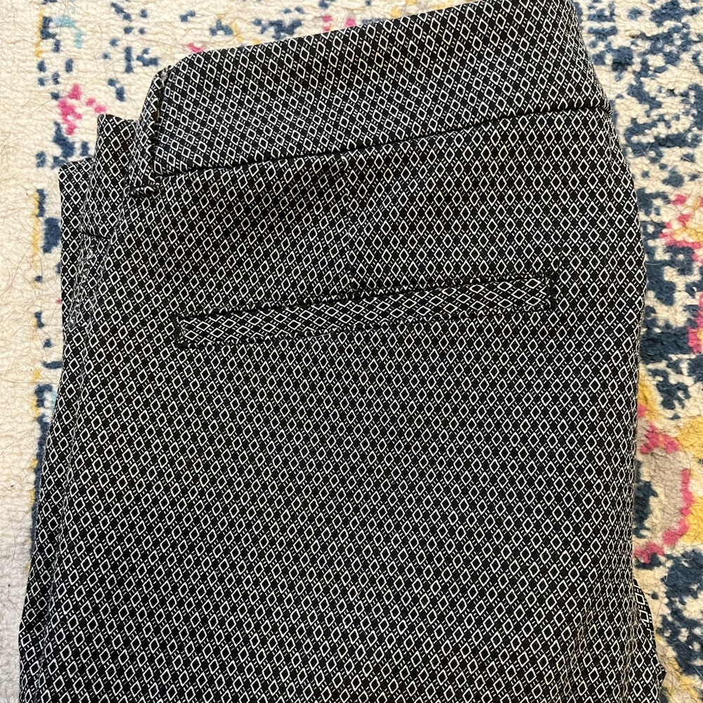 Diamond Pattern Pixie Pants - Picture 5 of 5